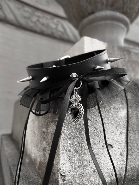 Leather Choker "Spiked Heart"